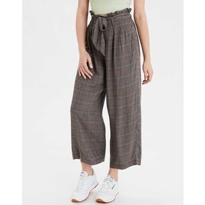 NWT American Eagle plaid high-waisted pant size M